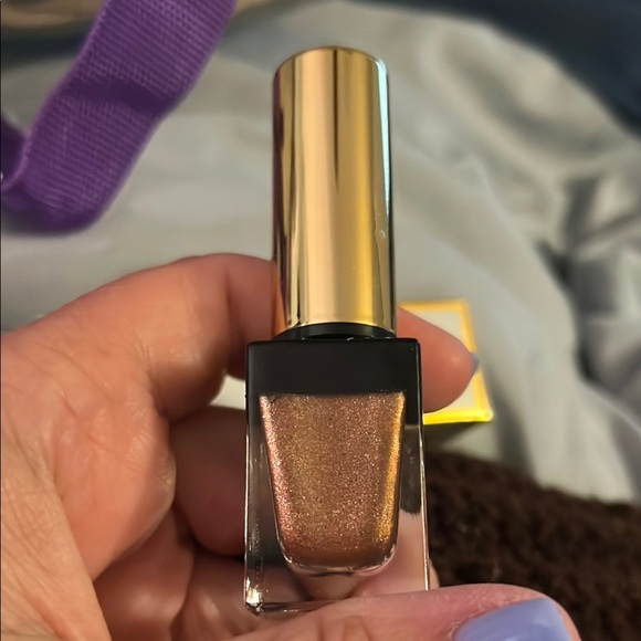 Eloise Get Lit Metallic Foiled Liquid Eyeshadow - Gold - Picture 4 of 4